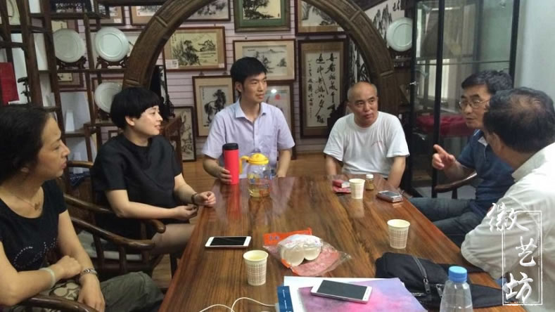 001芜湖铁画之乡课题研究组在徽艺坊调研 001芜湖铁画之乡课题研究组在徽艺坊调研