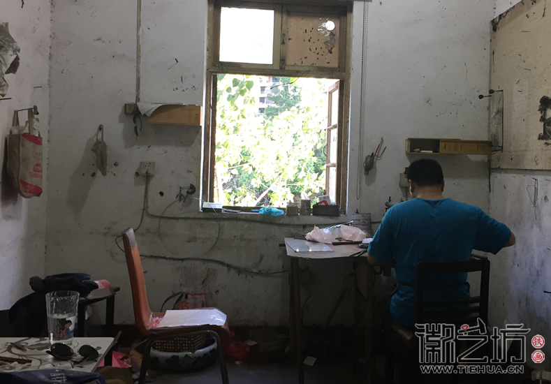 芜湖铁画艺人周黄龙 (9) 芜湖铁画艺人周黄龙 (9)