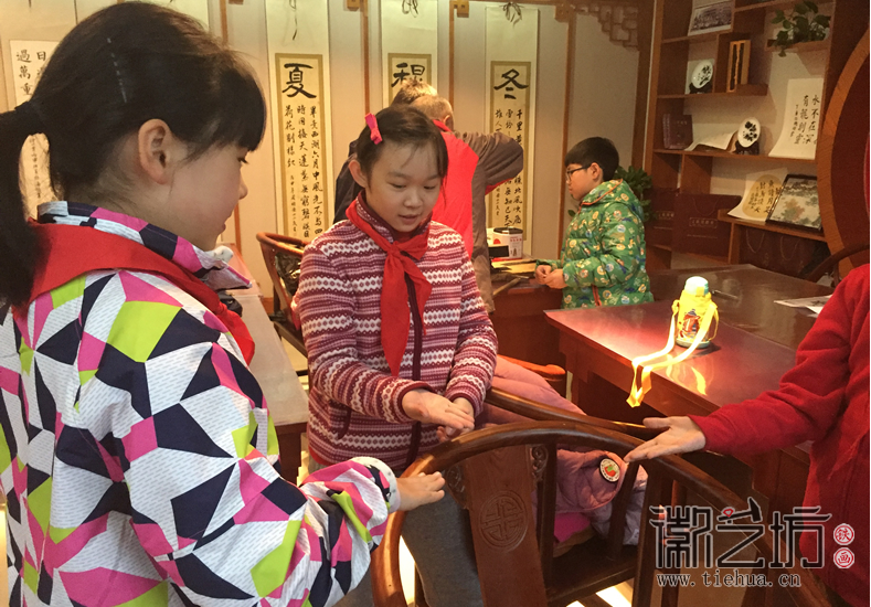 镜湖小学铁画第四课 (1) 镜湖小学铁画第四课 (1)