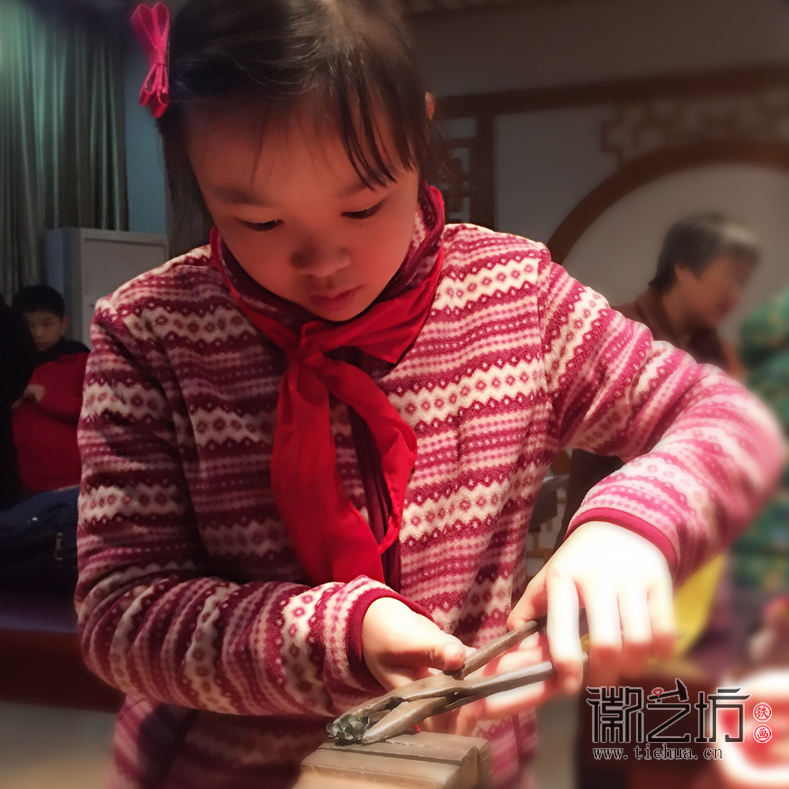 镜湖小学铁画第四课 (31) 镜湖小学铁画第四课 (31)