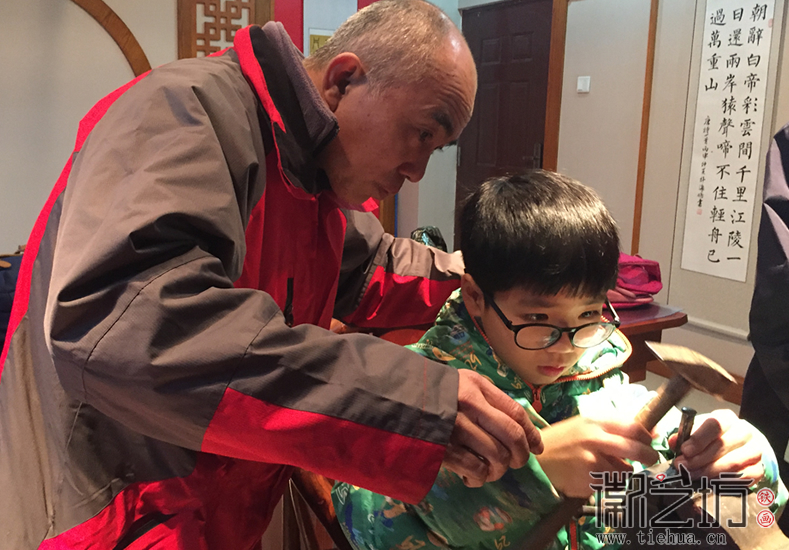 镜湖小学铁画第四课 (3) 镜湖小学铁画第四课 (3)