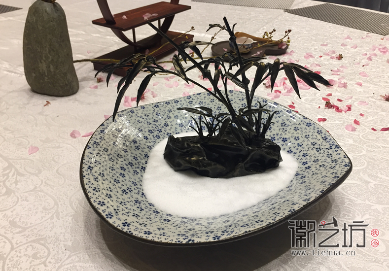 芜湖万达嘉华酒店铁艺摆台1 (2) 芜湖万达嘉华酒店铁艺摆台1 (2)