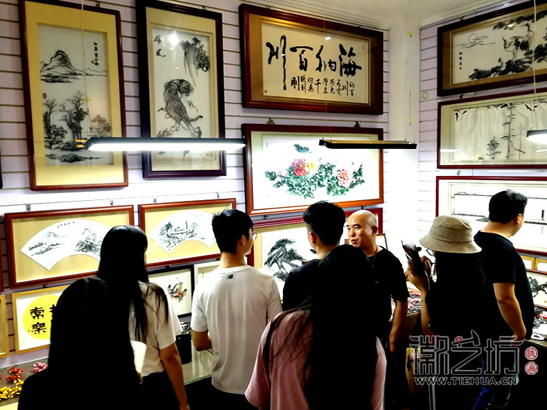校企合作 徽艺坊正式成为安徽建筑大学艺术学院创新创业基地 (9) 校企合作 徽艺坊正式成为安徽建筑大学艺术学院创新创业基地 (9)