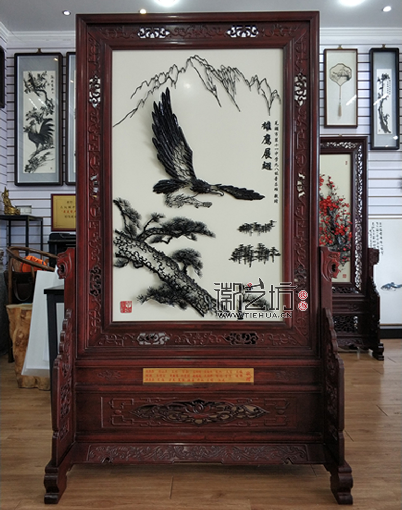 芜湖市第十一中学九八级音乐班赠学校铁画屏风 (1) 芜湖市第十一中学九八级音乐班赠学校铁画屏风 (1)